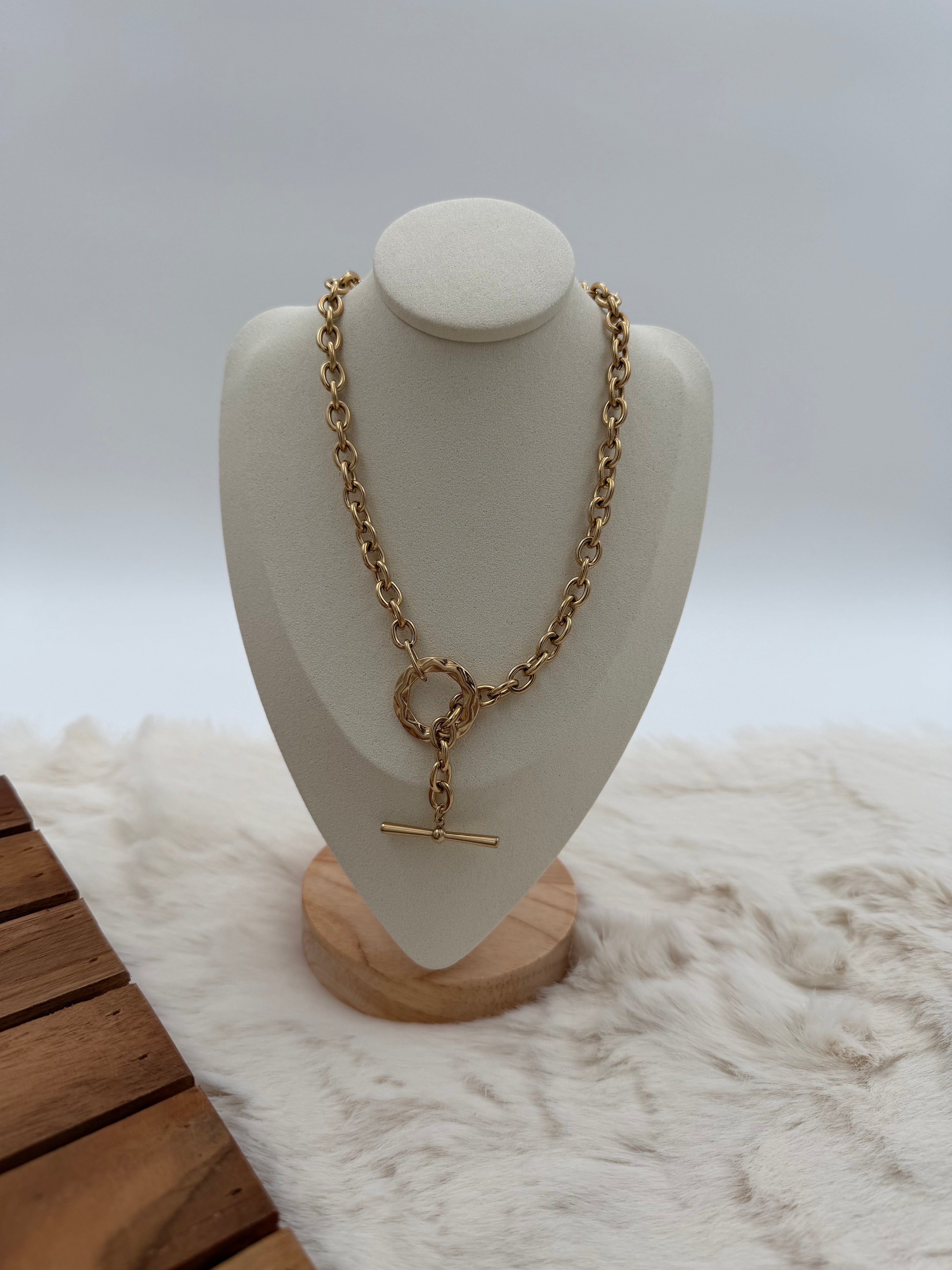Toggle Clasp Necklace
